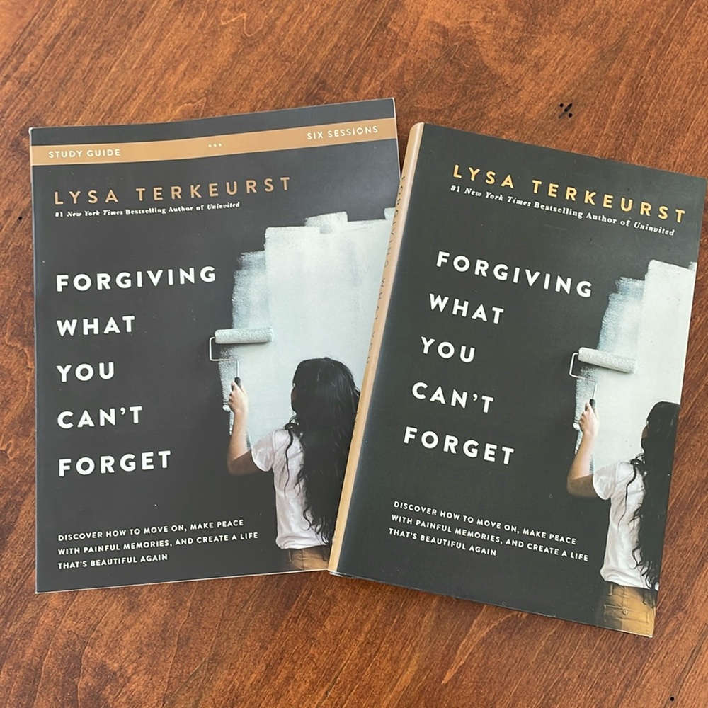 Forgiving What You Can’t Forget by Lysa Terkeurst hard back book & study guide